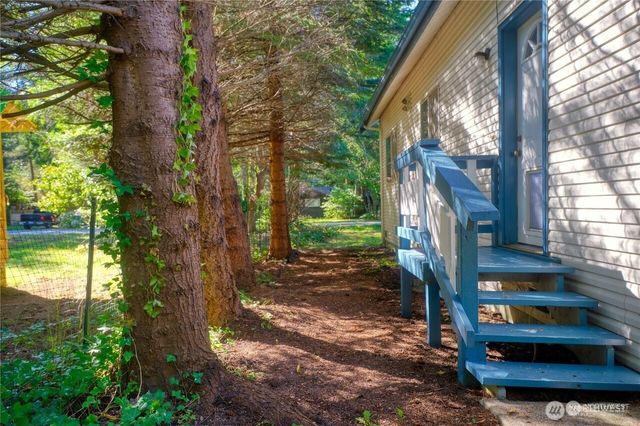 1857 Washington Drive, Point Roberts, WA 98281