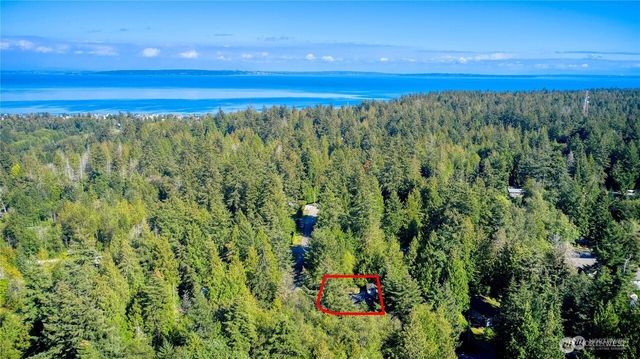 1857 Washington Drive, Point Roberts, WA 98281