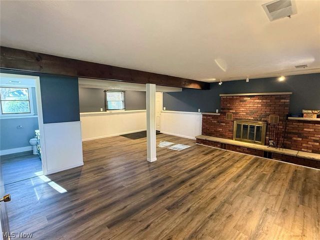 229 Old Oak Drive, Cortland, OH 44410