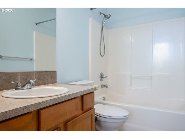 6710 Se 81ST Ave, Portland, OR 97206