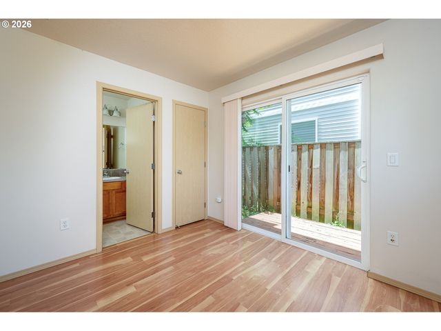 6710 Se 81ST Ave, Portland, OR 97206