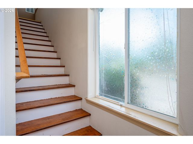 6710 Se 81ST Ave, Portland, OR 97206