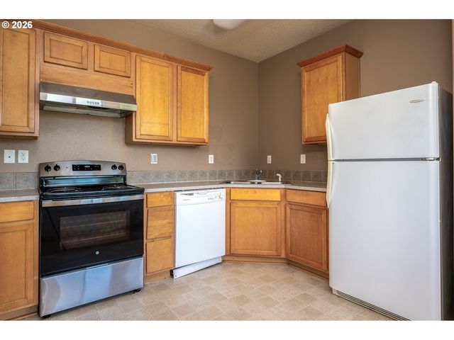 6710 Se 81ST Ave, Portland, OR 97206