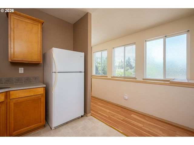 6710 Se 81ST Ave, Portland, OR 97206