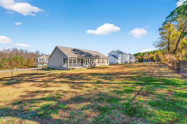 235 Highcroft Circle, Benson, NC 27504