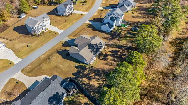 235 Highcroft Circle, Benson, NC 27504