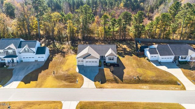 235 Highcroft Circle, Benson, NC 27504