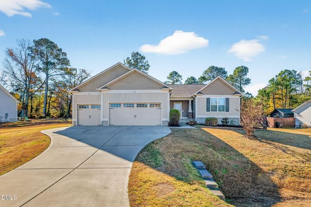 235 Highcroft Circle, Benson, NC 27504