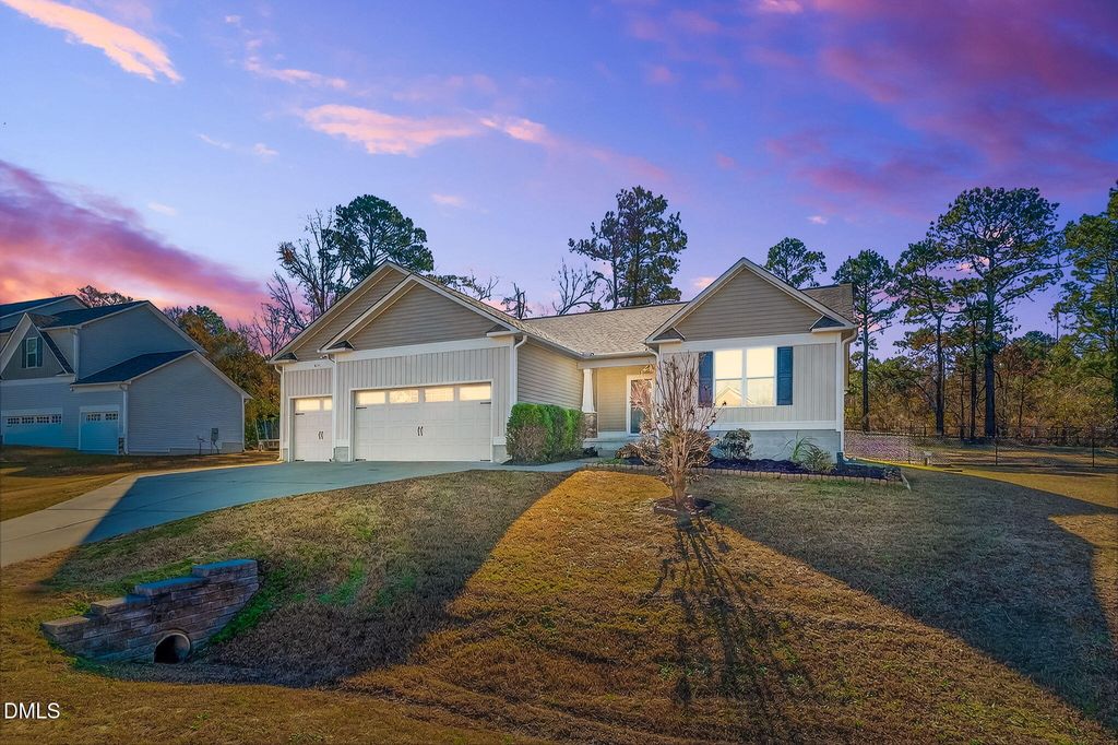 235 Highcroft Circle, Benson, NC 27504