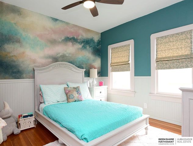 403 E 3rd Street, Papillion, NE 68046
