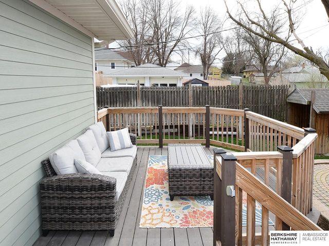 403 E 3rd Street, Papillion, NE 68046