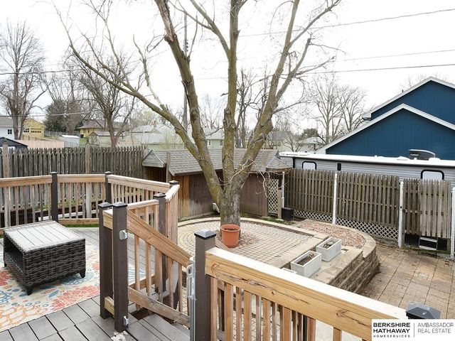 403 E 3rd Street, Papillion, NE 68046