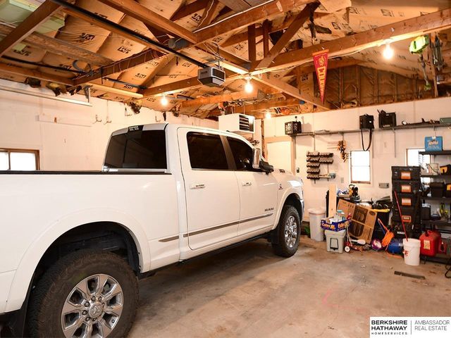 403 E 3rd Street, Papillion, NE 68046