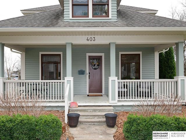 403 E 3rd Street, Papillion, NE 68046