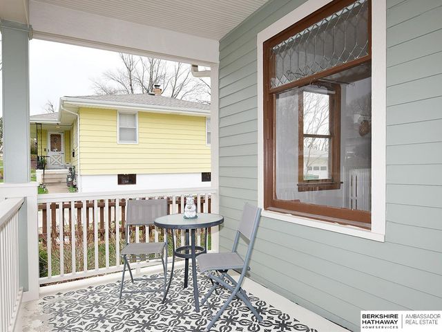 403 E 3rd Street, Papillion, NE 68046