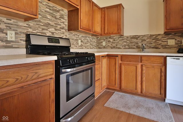 6438 Thistle, Avon, IN 46123