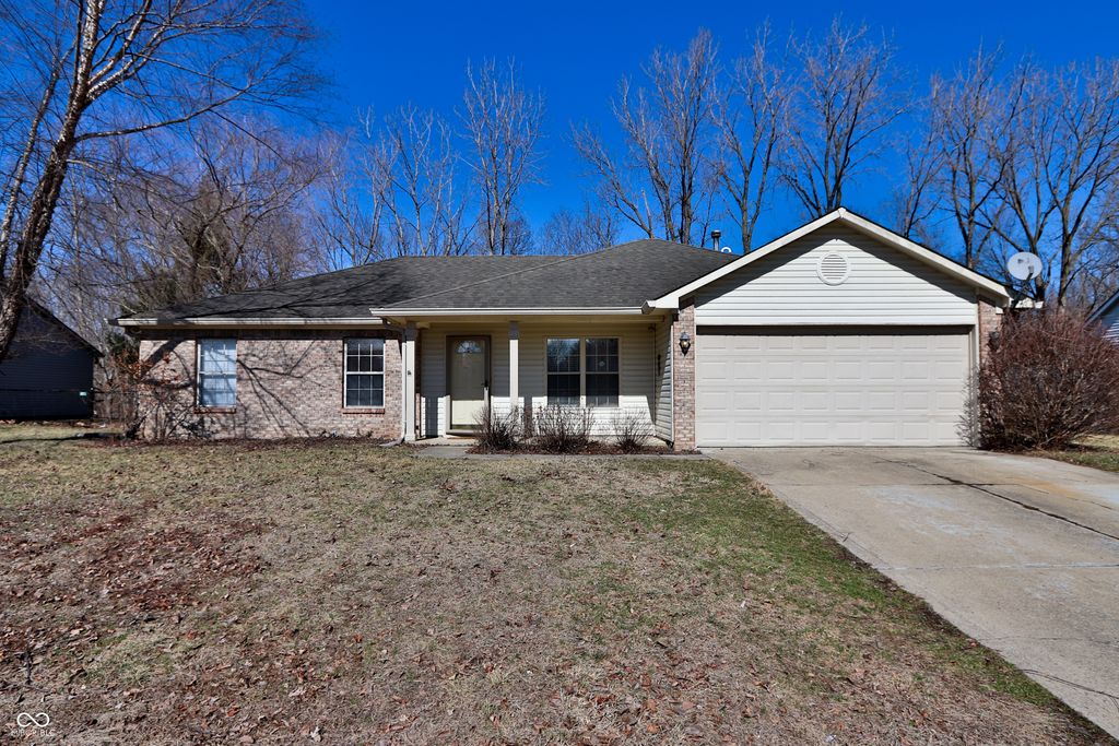 6438 Thistle, Avon, IN 46123