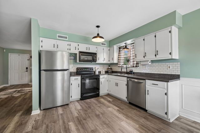 633 Lilly Lane, Murfreesboro, TN 37128