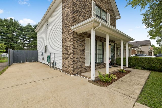 633 Lilly Lane, Murfreesboro, TN 37128