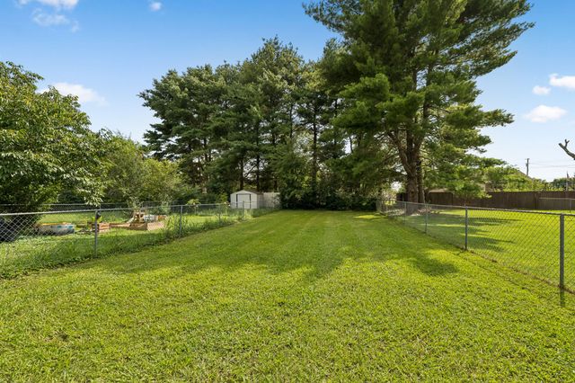 633 Lilly Lane, Murfreesboro, TN 37128