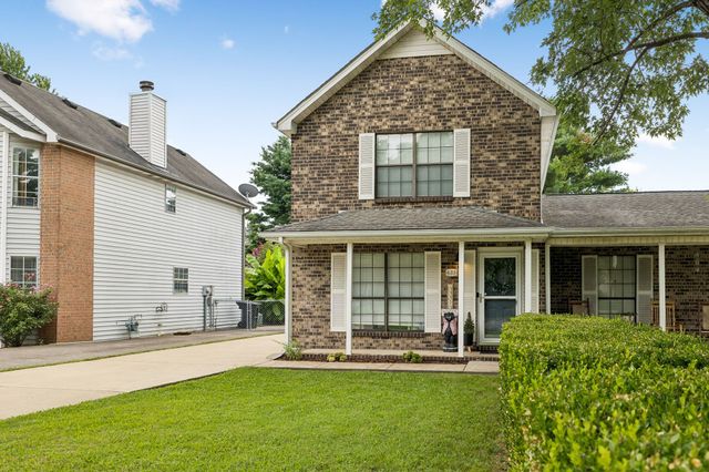 633 Lilly Lane, Murfreesboro, TN 37128