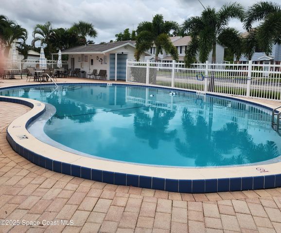 2816 Manor Drive NE, Palm Bay, FL 32905