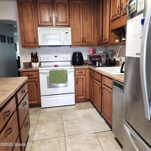 2816 Manor Drive NE, Palm Bay, FL 32905