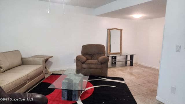 2816 Manor Drive NE, Palm Bay, FL 32905