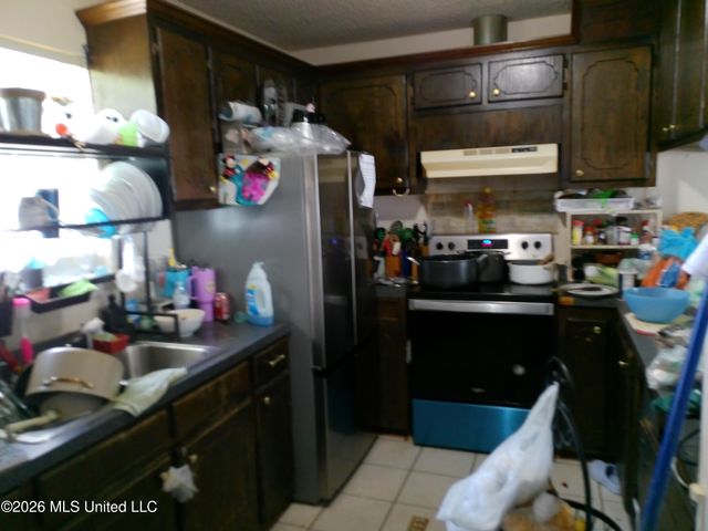 1302 Oakhill Avenue, Gulfport, MS 39507