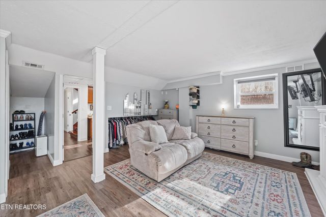 209 Highland Drive, Harriman, TN 37748