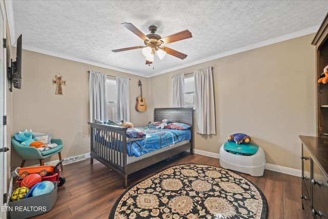 209 Highland Drive, Harriman, TN 37748