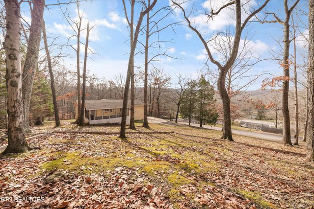 209 Highland Drive, Harriman, TN 37748