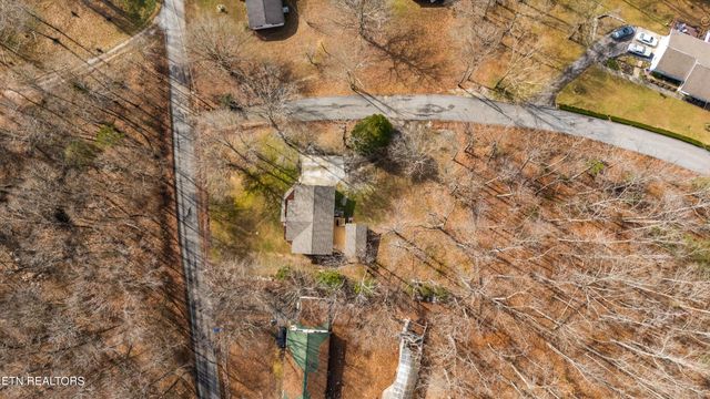 209 Highland Drive, Harriman, TN 37748