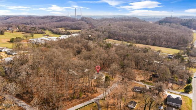 209 Highland Drive, Harriman, TN 37748