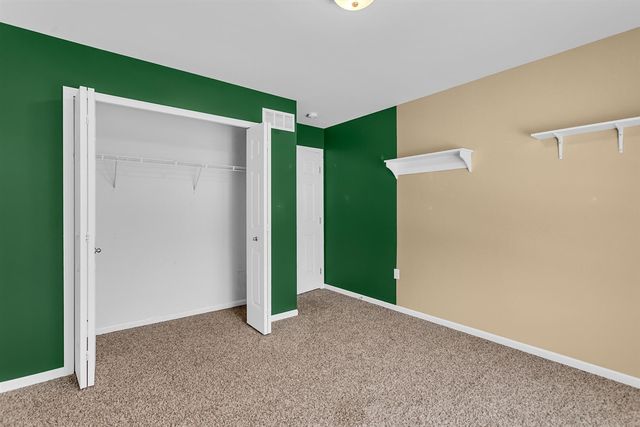 4009 Magnolia Parkway, Jackson, MI 49201