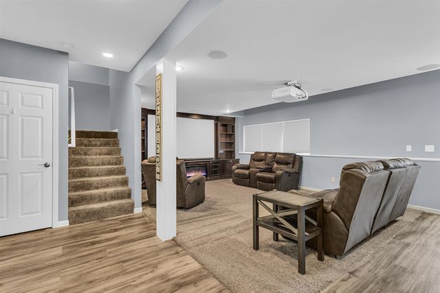 4009 Magnolia Parkway, Jackson, MI 49201