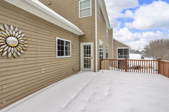 4009 Magnolia Parkway, Jackson, MI 49201