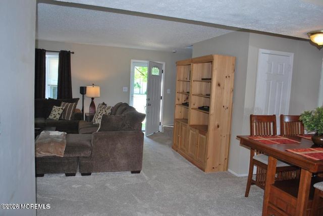 16 Liberty Place, Jackson, NJ 08527