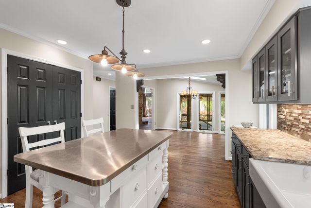 105 Spoon Court, Westminster, SC 29693