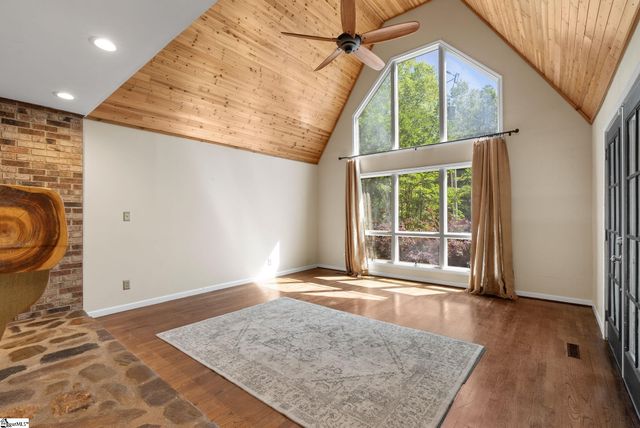 105 Spoon Court, Westminster, SC 29693