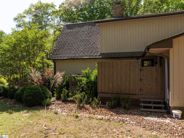 105 Spoon Court, Westminster, SC 29693