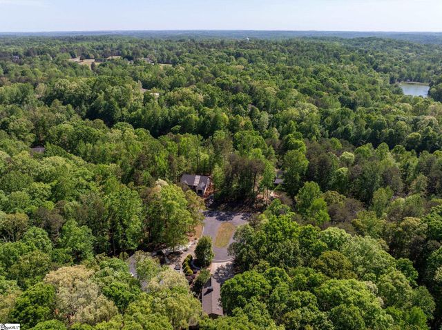 105 Spoon Court, Westminster, SC 29693