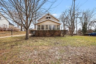 2222 Hoyle Avenue NW, Grand Rapids, MI 49544