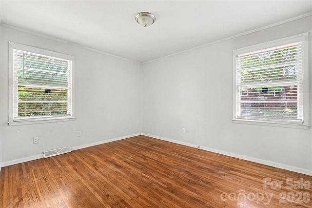 2000 Russell Avenue, Charlotte, NC 28216