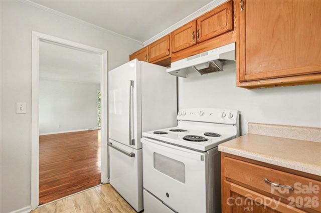 2000 Russell Avenue, Charlotte, NC 28216