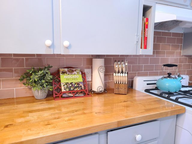 6331 Scyene Road, Dallas, TX 75227