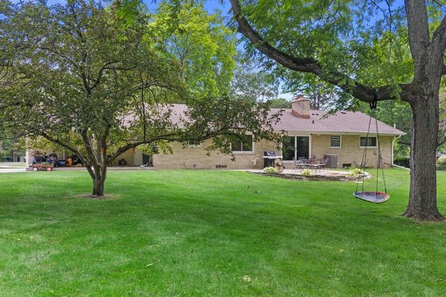 6269 Parkview ROAD, Greendale, WI 53129