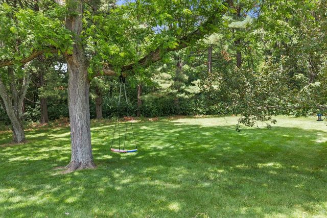 6269 Parkview ROAD, Greendale, WI 53129