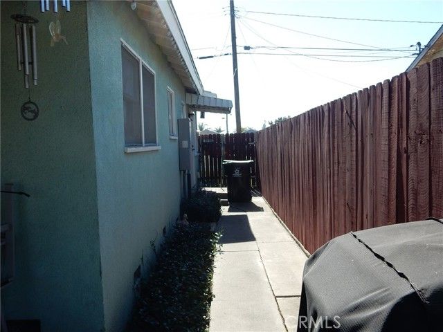 3361 W Thornton, Anaheim, CA 92804