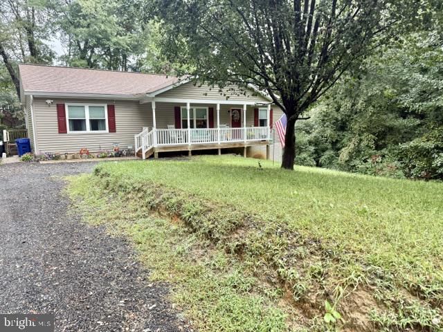 10231 ROOSEVELT LN, King George, VA 22485